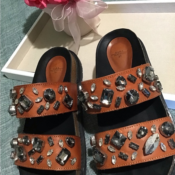 ZARA TRAFALUC LEATHER  Rhinestone Sandals Size37 is 61/2 Very Beautiful.See Pics - Picture 3 of 10